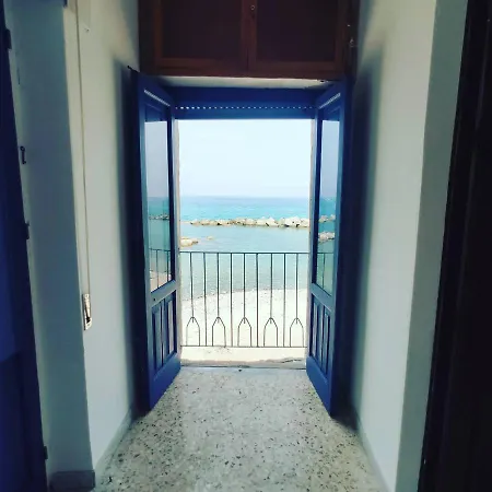 Hébergement de vacances La Terrazza Sul Mare