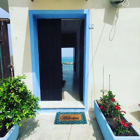 Hébergement de vacances La Terrazza Sul Mare *
